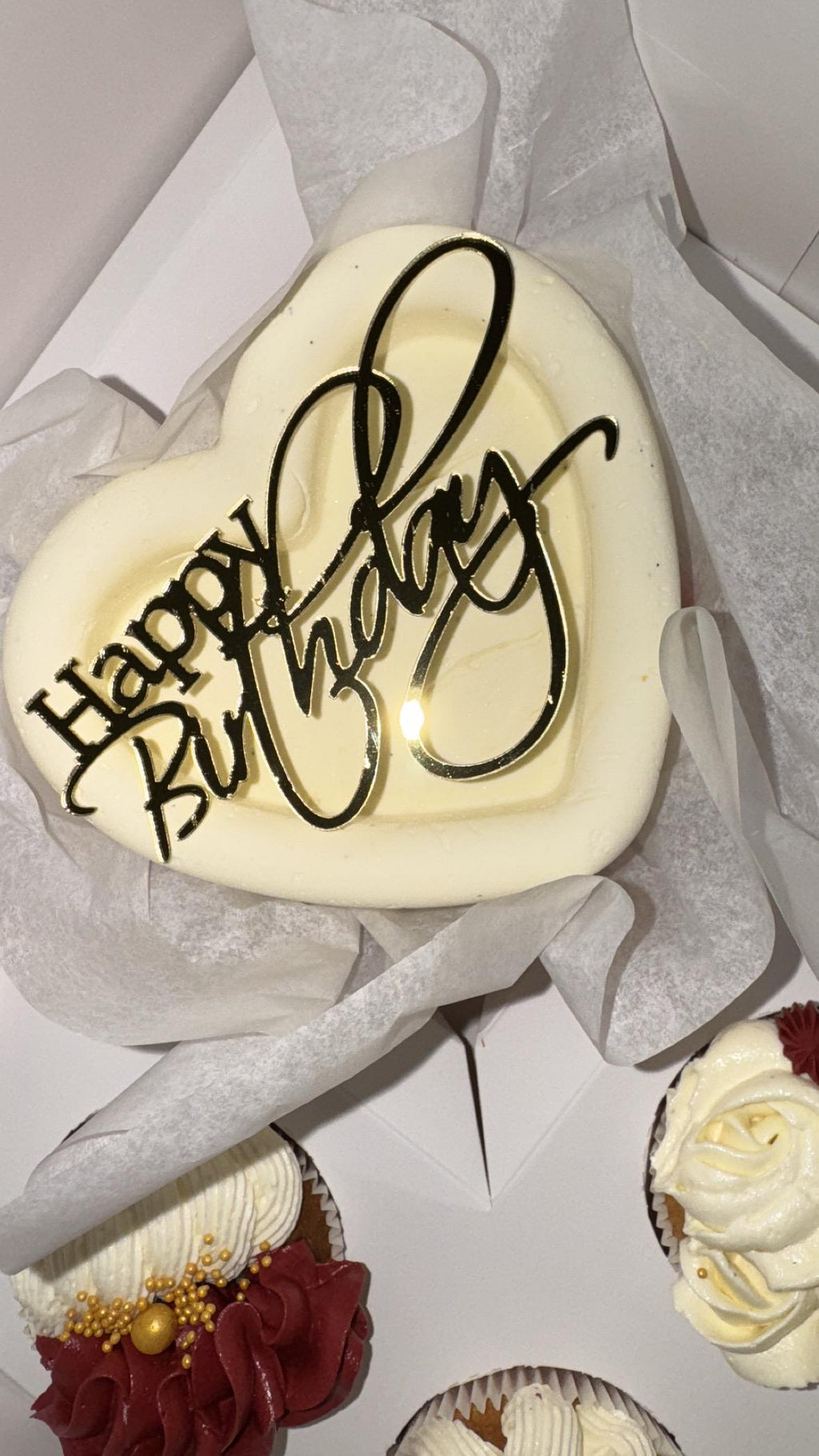 Boîte Mini Gâteau + 5 Cupcakes